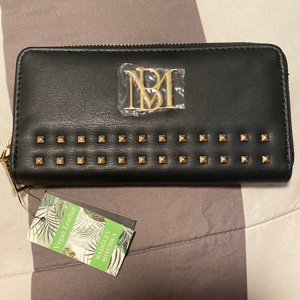 Black wallet